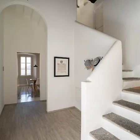 Perpenti - By Lovecomo Pianello Del Lario